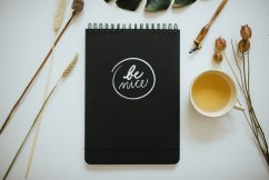 Be Nice Papírový blok černý bez linek horní vazba A4