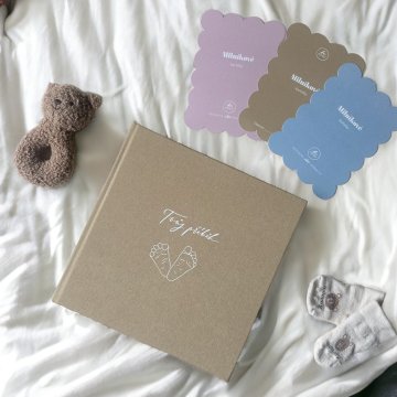 For babies - Color - Baby diary with ilustration - blue