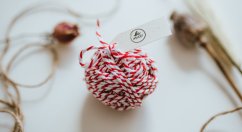 Be Nice twine white-red