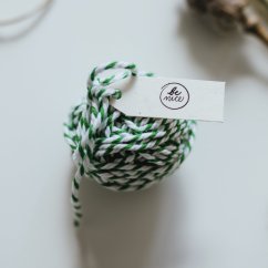 Be Nice String green