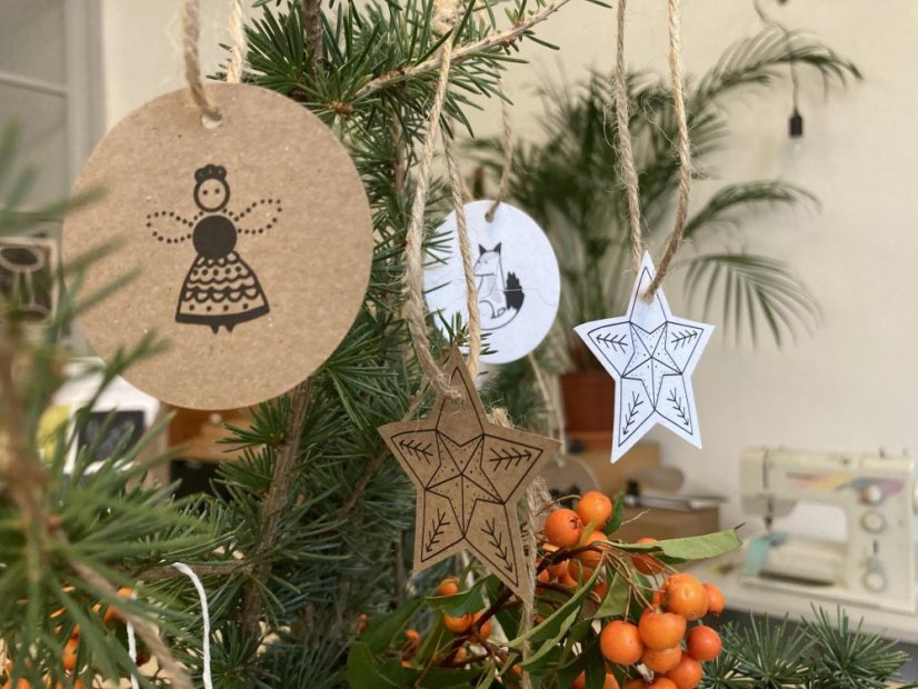 Be Nice EKO vánoční papírové ozdoby s motivy - hnědé