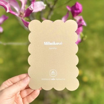 Milestone cards for babies and expecting moms