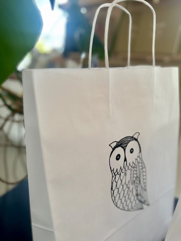 Be Nice white gift bag - Owl